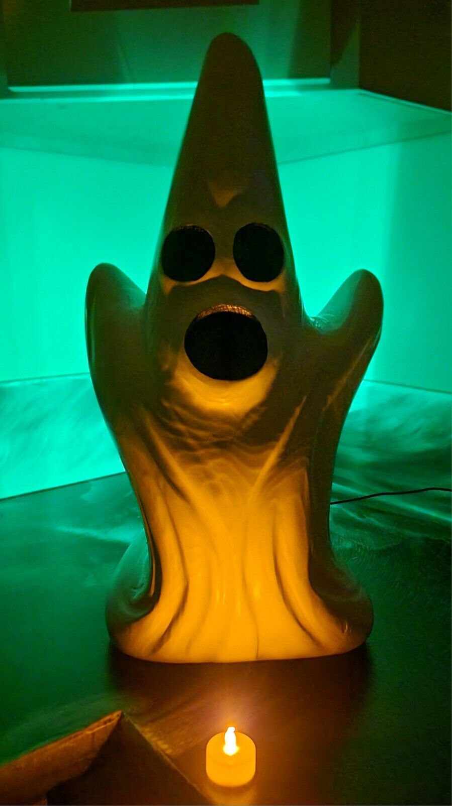 5877351